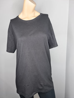 Plain Black Levis T-shirt M - Valleys Vintage Clothing